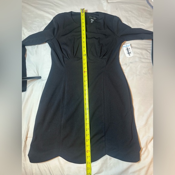Donna Morgan Black Long Sleeve Crepe Scalloped Mini Dress, New, Size 6 - Picture 12 of 12